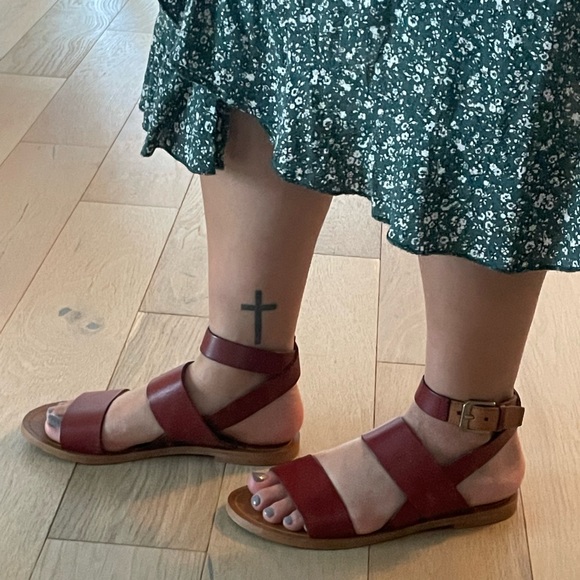 Massimo Dutti Sandals - Picture 3 of 5